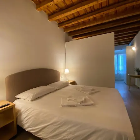 Milano-Darsena Navigli- C'Era Una Volta Una Casa Exterior photo